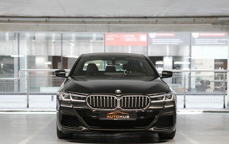 BMW 5 серия, 2020 год, 5 700 000 рублей, 2 фотография