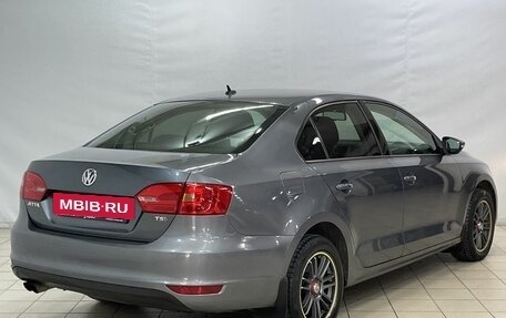 Volkswagen Jetta VI, 2011 год, 1 060 000 рублей, 5 фотография