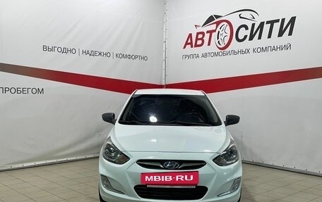 Hyundai Solaris II рестайлинг, 2013 год, 800 500 рублей, 2 фотография