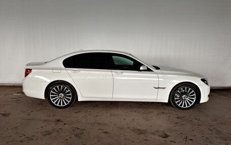 BMW 7 серия, 2011 год, 1 900 000 рублей, 4 фотография