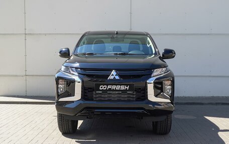 Mitsubishi L200 IV рестайлинг, 2023 год, 4 890 000 рублей, 3 фотография