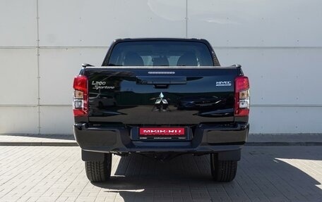 Mitsubishi L200 IV рестайлинг, 2023 год, 4 890 000 рублей, 4 фотография