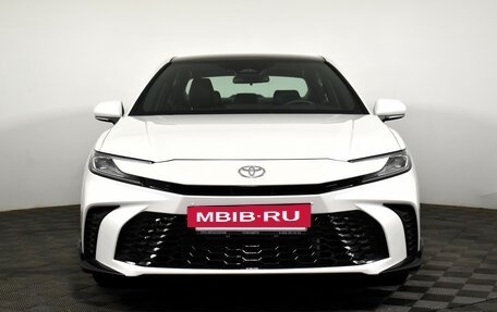 Toyota Camry, 2024 год, 4 500 000 рублей, 2 фотография