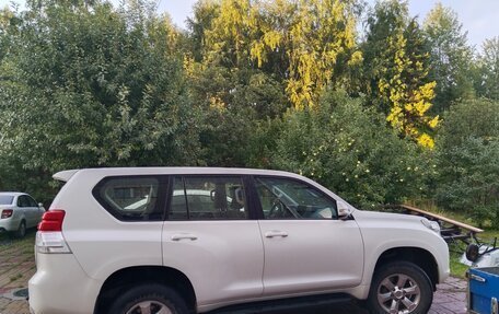 Toyota Land Cruiser Prado 150 рестайлинг 2, 2013 год, 2 999 000 рублей, 4 фотография