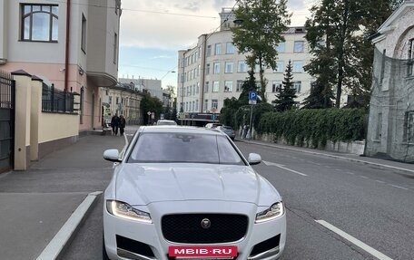 Jaguar XF II, 2018 год, 3 500 000 рублей, 4 фотография