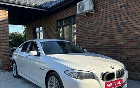 BMW 5 серия, 2010 год, 3 фотография