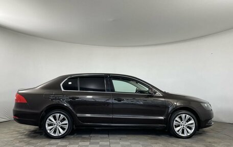 Skoda Superb III рестайлинг, 2013 год, 1 145 000 рублей, 4 фотография