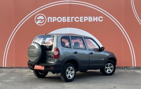 Chevrolet Niva I рестайлинг, 2013 год, 720 000 рублей, 5 фотография