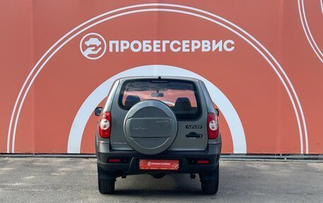 Chevrolet Niva I рестайлинг, 2013 год, 720 000 рублей, 6 фотография