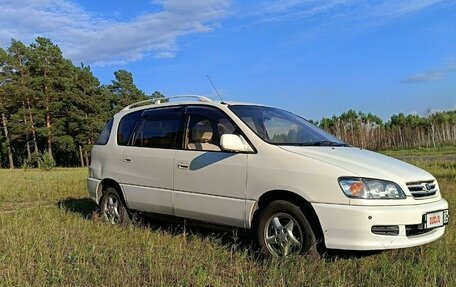 Toyota Ipsum II, 2000 год, 650 000 рублей, 3 фотография