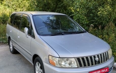 Nissan Bassara, 2000 год, 500 000 рублей, 2 фотография