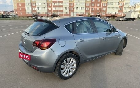 Opel Astra J, 2011 год, 870 000 рублей, 7 фотография