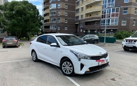 KIA Rio IV, 2021 год, 1 450 000 рублей, 2 фотография