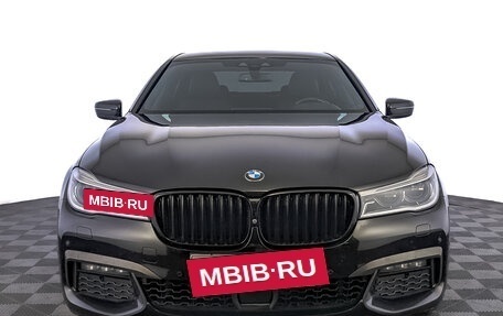 BMW 7 серия, 2018 год, 4 750 000 рублей, 2 фотография