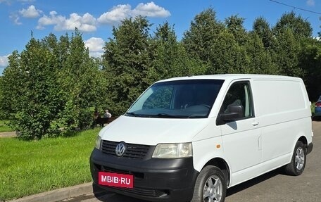 Volkswagen Transporter T5 рестайлинг, 2007 год, 860 000 рублей, 2 фотография