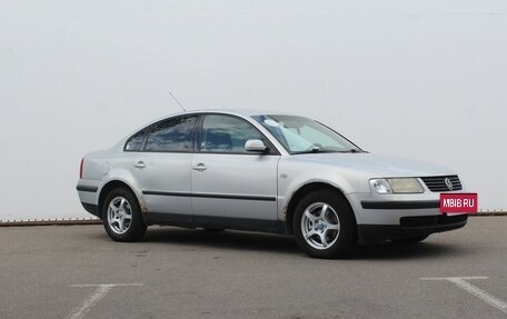 Volkswagen Passat B4, 1997 год, 400 000 рублей, 3 фотография