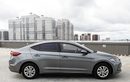 Hyundai Elantra VI рестайлинг, 2017 год, 1 333 000 рублей, 4 фотография