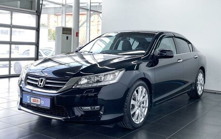 Honda Accord IX рестайлинг, 2013 год, 1 730 000 рублей, 2 фотография