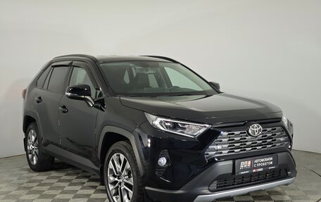 Toyota RAV4, 2022 год, 3 999 000 рублей, 3 фотография