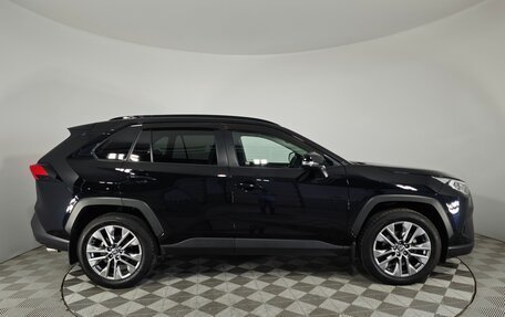 Toyota RAV4, 2022 год, 3 999 000 рублей, 4 фотография