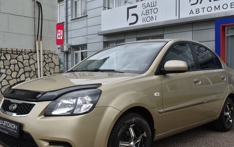 KIA Rio II, 2011 год, 640 000 рублей, 1 фотография