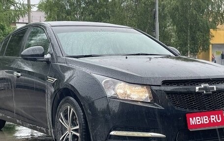 Chevrolet Cruze II, 2012 год, 700 000 рублей, 1 фотография