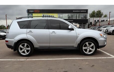 Mitsubishi Outlander III рестайлинг 3, 2011 год, 1 352 000 рублей, 4 фотография