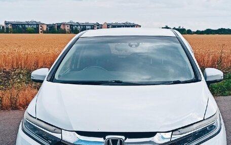 Honda Shuttle II, 2015 год, 1 450 000 рублей, 1 фотография