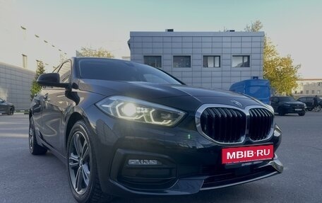 BMW 1 серия, 2020 год, 2 598 000 рублей, 1 фотография