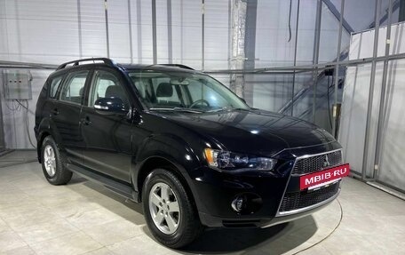 Mitsubishi Outlander III рестайлинг 3, 2011 год, 1 319 000 рублей, 3 фотография