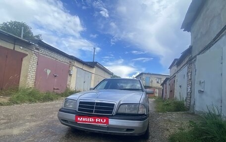 Mercedes-Benz C-Класс, 1994 год, 220 000 рублей, 2 фотография