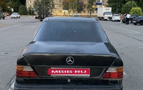 Mercedes-Benz W124, 1988 год, 150 000 рублей, 2 фотография