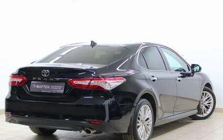 Toyota Camry, 2019 год, 3 015 000 рублей, 6 фотография