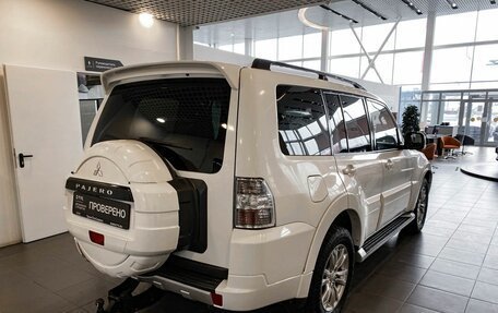 Mitsubishi Pajero IV, 2012 год, 2 124 000 рублей, 5 фотография