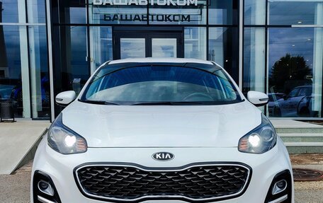 KIA Sportage IV рестайлинг, 2018 год, 2 300 000 рублей, 2 фотография