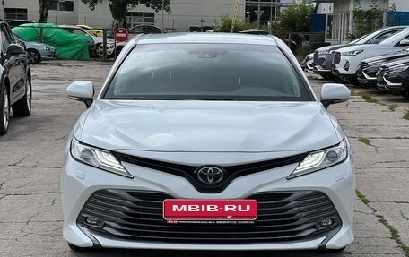 Toyota Camry, 2020 год, 3 790 000 рублей, 2 фотография