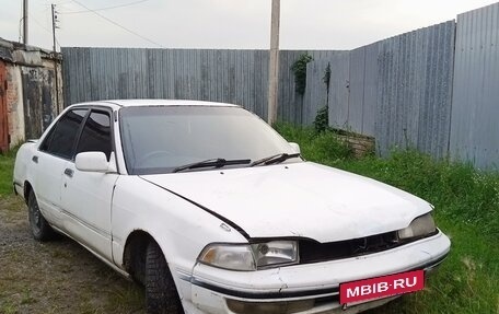 Toyota Carina, 1991 год, 100 000 рублей, 2 фотография