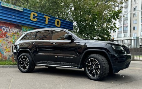 Jeep Grand Cherokee, 2017 год, 4 500 000 рублей, 4 фотография