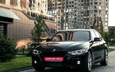 BMW 3 серия, 2014 год, 2 400 000 рублей, 3 фотография