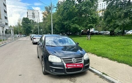 Volkswagen Jetta VI, 2008 год, 830 000 рублей, 3 фотография