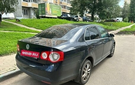 Volkswagen Jetta VI, 2008 год, 830 000 рублей, 2 фотография