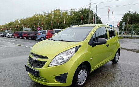 Chevrolet Spark III, 2012 год, 3 фотография