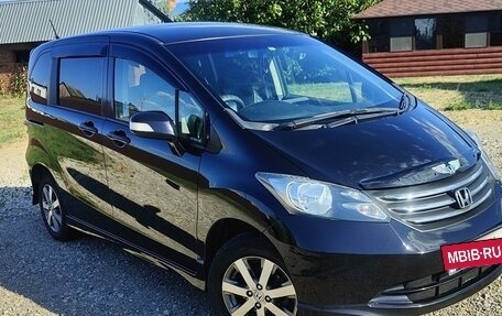 Honda Freed I, 2011 год, 1 250 000 рублей, 2 фотография