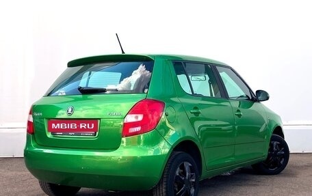 Skoda Fabia II, 2013 год, 586 800 рублей, 2 фотография