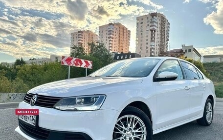 Volkswagen Jetta VI, 2014 год, 1 200 000 рублей, 3 фотография