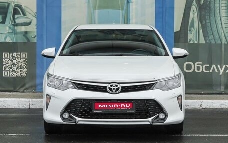 Toyota Camry, 2017 год, 2 699 000 рублей, 3 фотография