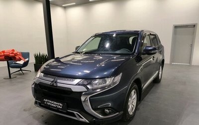 Mitsubishi Outlander III рестайлинг 3, 2019 год, 2 199 000 рублей, 1 фотография