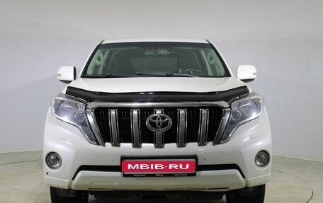 Toyota Land Cruiser Prado 150 рестайлинг 2, 2015 год, 3 580 000 рублей, 2 фотография