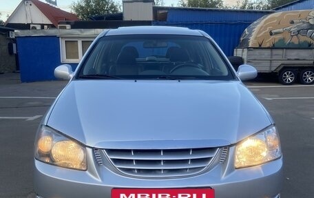 KIA Cerato I, 2005 год, 585 000 рублей, 2 фотография