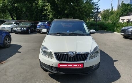 Skoda Fabia II, 2010 год, 700 000 рублей, 2 фотография